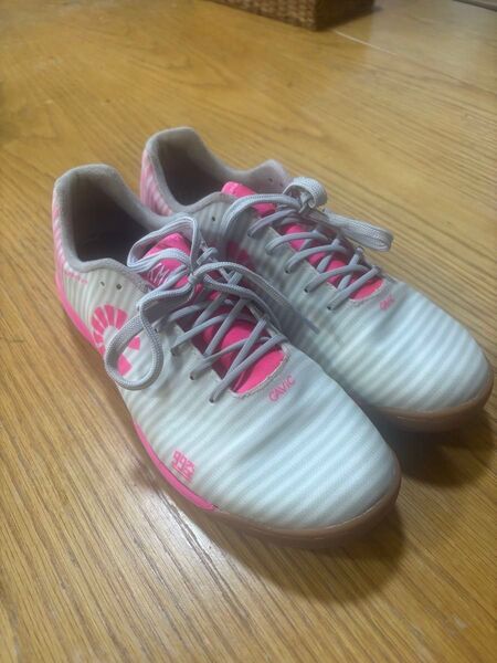 GAViC フットサルシューズ 中古 美品 サッカーシーズ ピンク グレー ストライプ