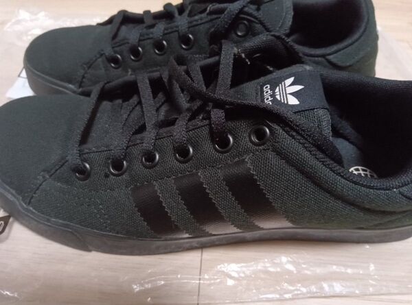 adidas ブラック 25.5cm お値引き