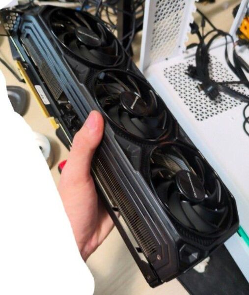 NVIDIA GeForce RTX 4070 Ti SUPER - GAINWARD