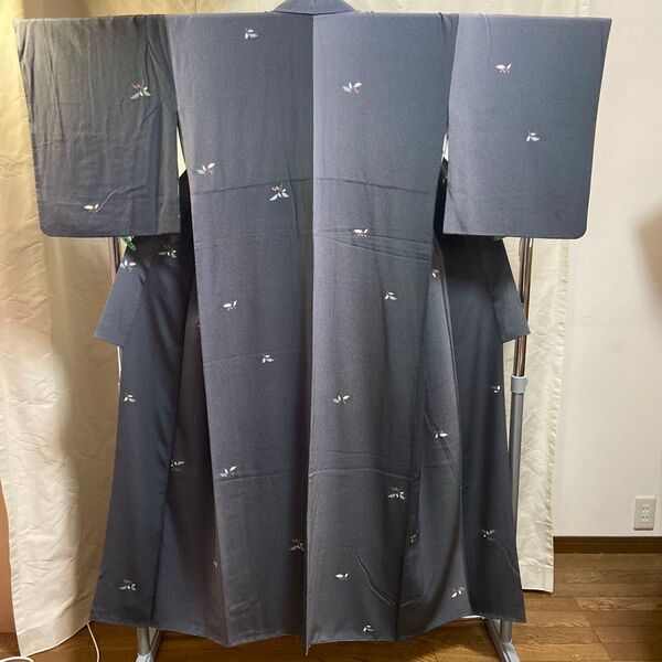 A 小紋 袷 正絹 黒地にグレーのドットグラデーション 着物 和装 和服 和風
