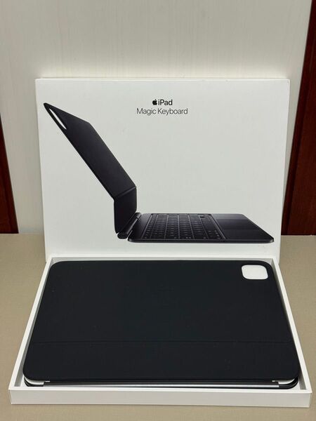 iPad Pro 11インチ M4用 Magic Keyboard 限定保証あり