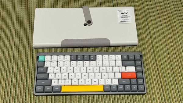 NuPhy、Air75 V2 キーボード本体(Aloe・英語配列) グレー、Air75 V2キーボードケース、セット