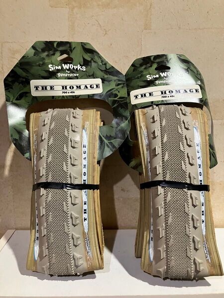 Sim Works by Panaracer THE HOMAGE 700 x 43c 未使用品2本セット
