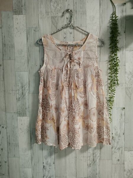 ノースリーブ カットソー 薄手コットン 夏服 M