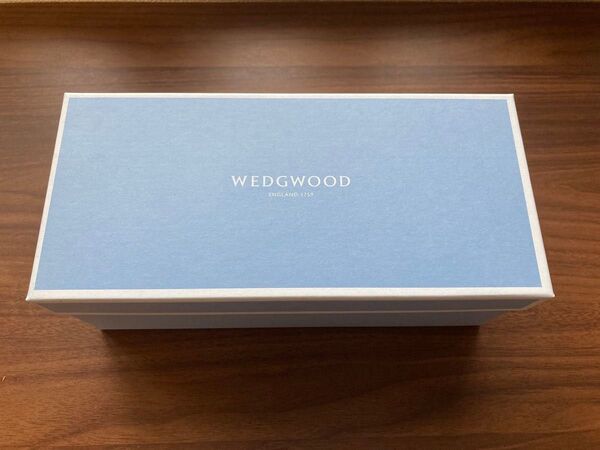《新品未使用》WEDGWOOD マグカップセット ワイルドストロベリー パステルカラー(グリーン、ピンク)(バラ売り不可)