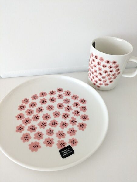 マリメッコ Marimekko puketti プケッティ限定 マグカップ 20cmプレート