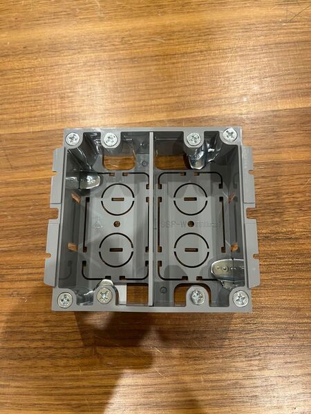 未来工業 2個用埋込パネルボックス SBP-WM