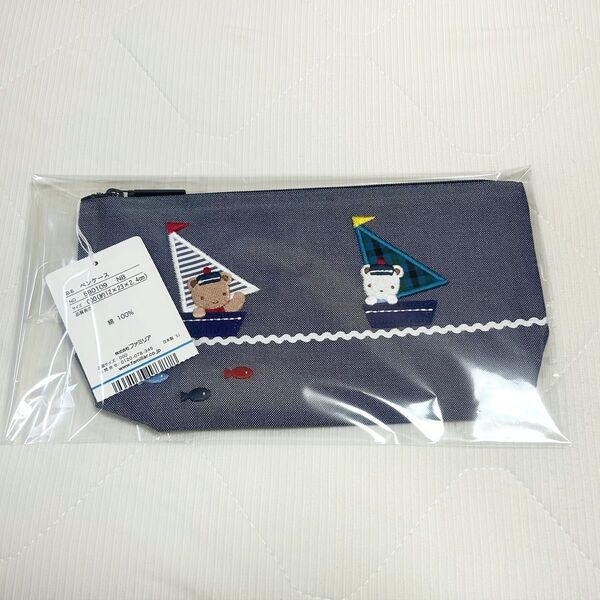 新品*ファミリア familiar ペンケース ポーチ フラットポーチ