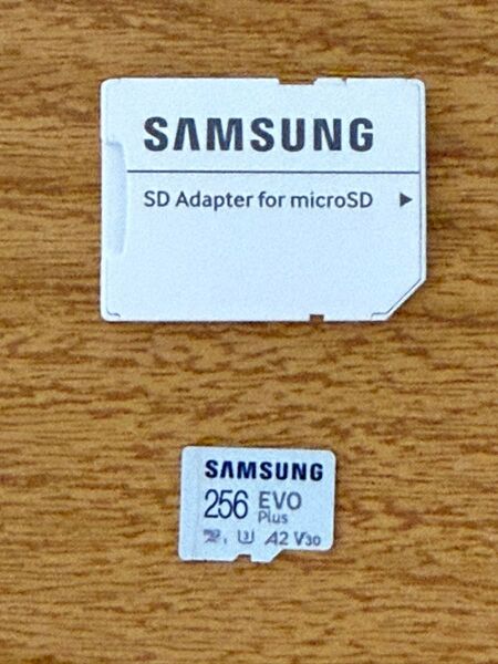 SAMSUNG microSDカード EVO Plus 256GB SDカードアダプターセット