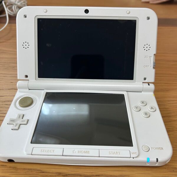 ニンテンドー3DS LL本体 ホワイト ジャンク品