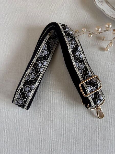インド刺繍リボンショルダーベルト*スマホショルダーストラップ*カメラストラップ