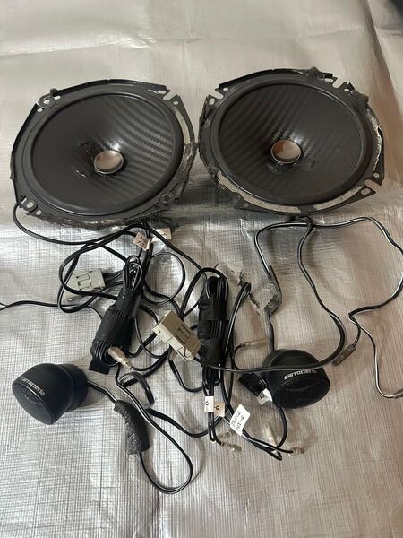 Carrozzeria Pioneer TS-F1740S (2)
