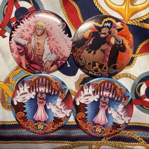 ONEPIECE 輩缶バッジ 第27弾 新世界の海 バギー・黒ひげ・ドフラミンゴ 4個セット