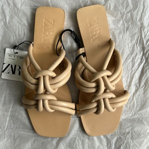 ZARA ノットディテールフラットサンダル ベージュ 39 新品未使用
