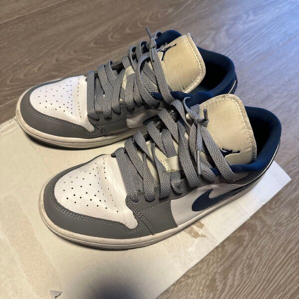 ナイキ NIKE JORDAN スニーカー エアジョーダン 1 low 送料込み 24、5