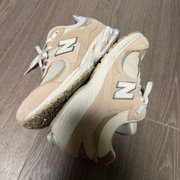 美品 送料込み NEW BALANCE ニューバランス M2002RSC(D) M2002R M2002RSC スニーカー 人気品
