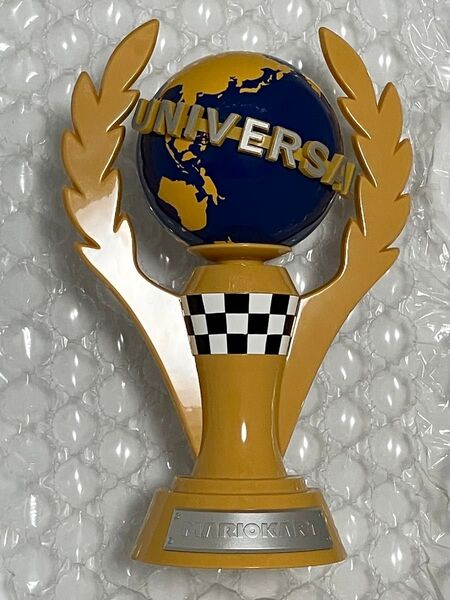 美品 ユニバーサルスタジオジャパン マリオカート トロフィー 貯金箱 USJ ユニバ フィギュア