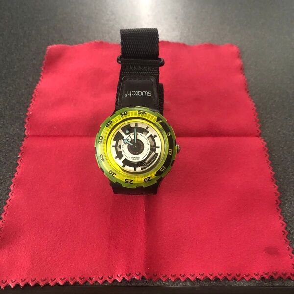 Swatch 腕時計