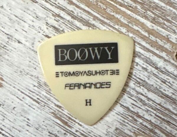 BOOWY TOMOYASU HOTEI FERNANDES ギターピック H FERNANDES