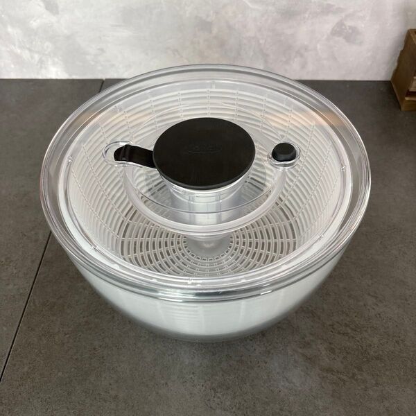 OXO サラダスピナー 野菜水切り器 大 丸型