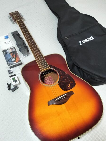 YAMAHA FG-720S トップ単板 ケースオマケ付 初心者にもオススメ アコースティックギター アコギ 弦楽器 ヤマハ