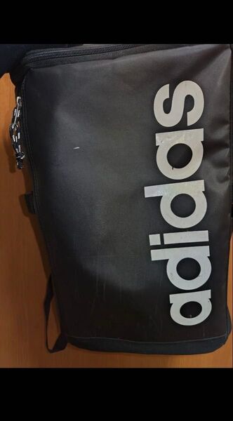 アディダス ブラック リュック バックパック 黒 adidas