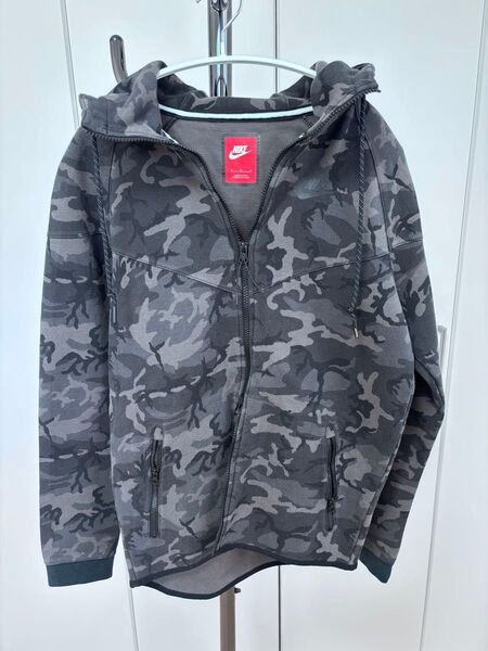 NIKE 迷彩 カモフラ柄 ジップアップパーカー M