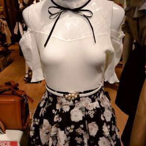 PARK East TORTE トップス