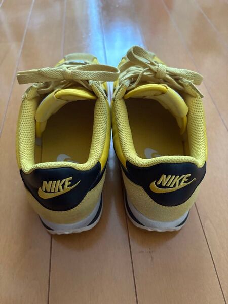 NIKE コルテッツ 24cm
