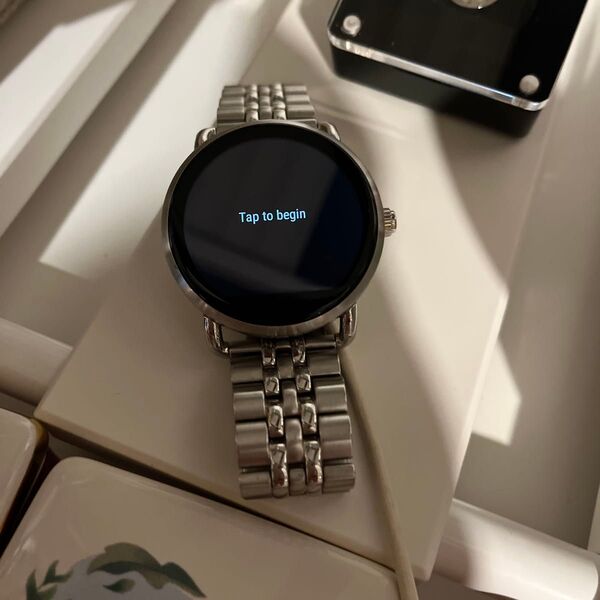 FOSSIL Q スマートウォッチ シルバー FOSSIL 腕時計 WATCH スマートウォッチ Apple デジタル フォッシル