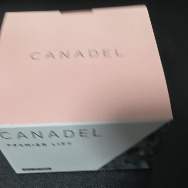 CANADEL カナデル 薬用プレミアリフト オールインワン 美容液ジェル 未使用 未開封 コスメ
