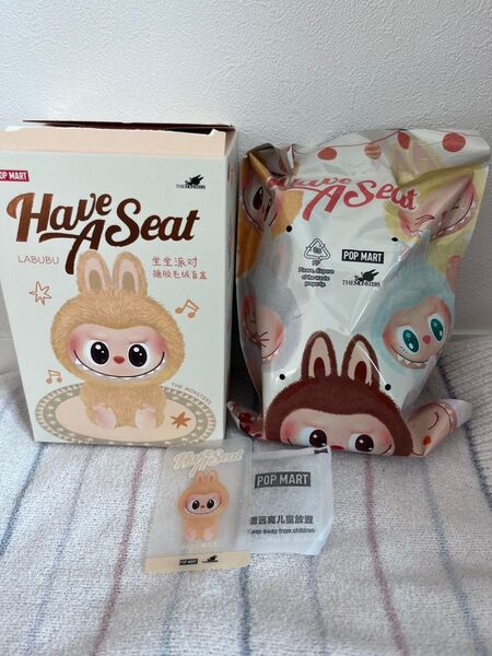 Labubu Have a Seat BABA ラブブ pop mart