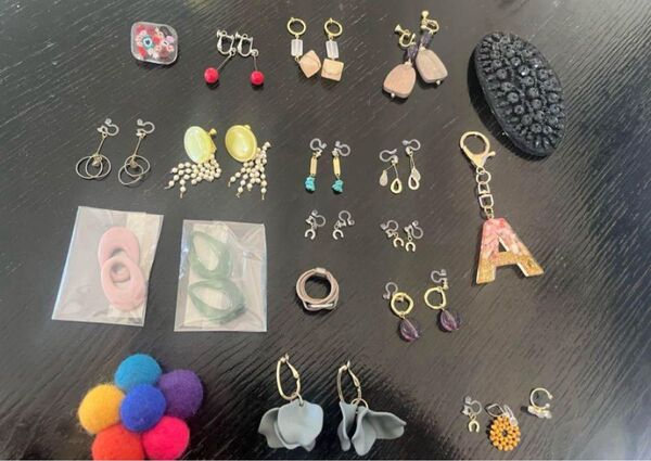 アクセサリー イヤリング ブローチ ヘアクリップ リング 22点 セット 耳飾り 両耳揃い