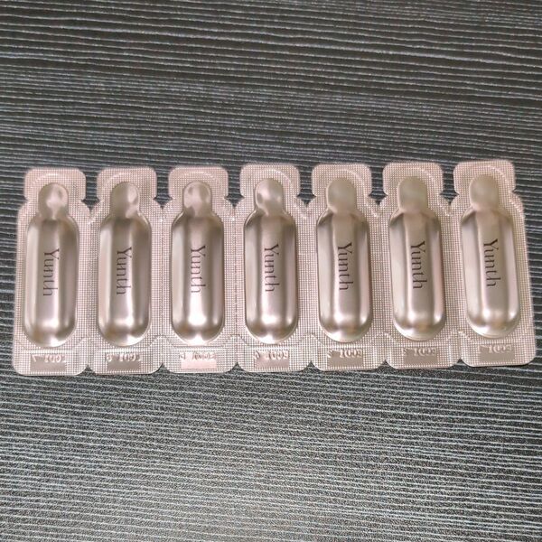 ユンス 生ビタミンC美白美容液 1ml×7包(医薬部外品)