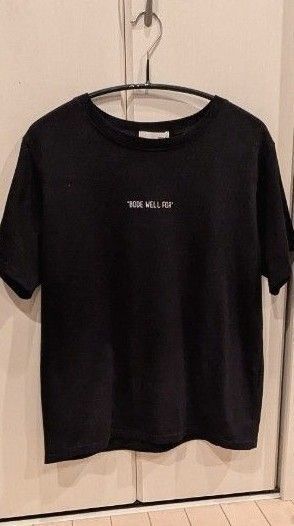 シューラルー 2度着用美品 ロゴ半袖Tシャツ Sサイズ 値下げ