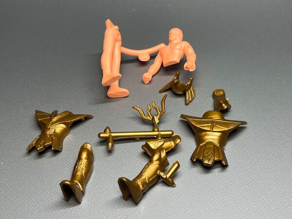 聖闘士星矢 消しゴム シャカ クロスアップ ガチャポン キン消し