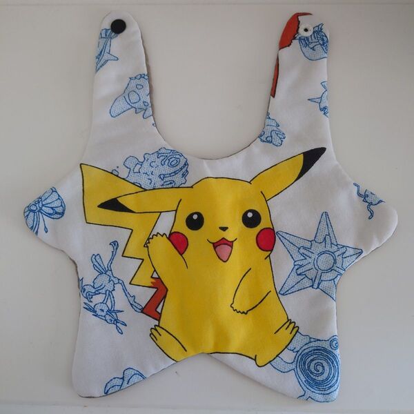新品未使用 ポケモン ピカチュウ 星型 スタイ よだれかけ ハンドメイド