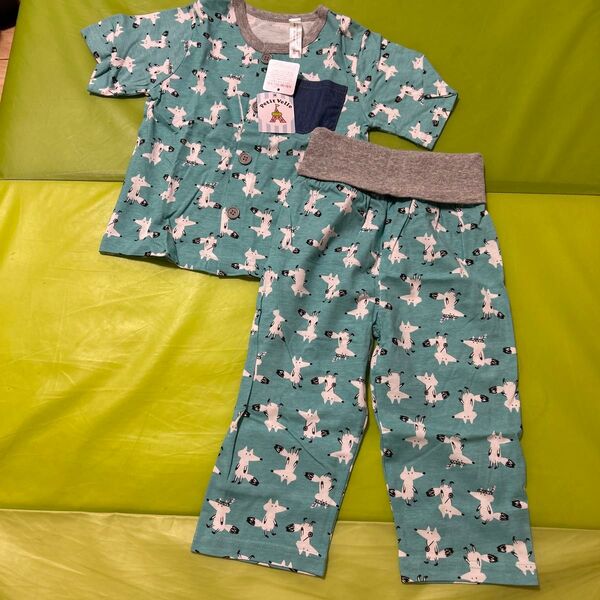 新品 キツネ柄パジャマ 上下セット