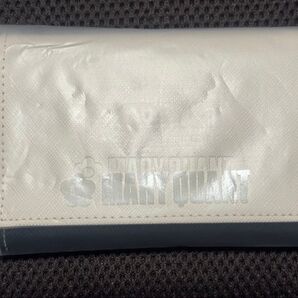 MARY QUANT カードケース