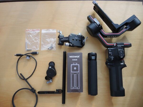 DJI RS3 COMBO ジンバル スタビライザー 縦撮りマウント付き