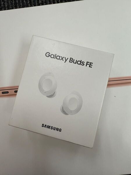 新品未開封 SAMSUNG GALAXY BUDS FE ホワイト