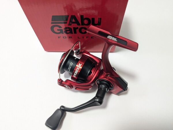 新品 アブガルシア ブラックマックスSX 2500H abu garcia スピニングリール