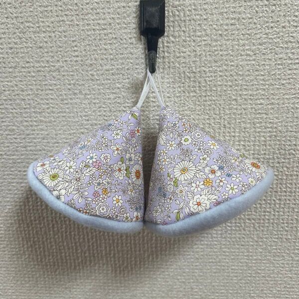 ハンドメイド 三角鍋つかみ2個セット