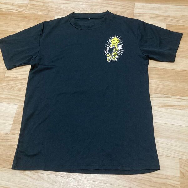 Tシャツ 黒 プリント メッセージ
