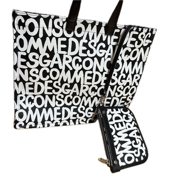 COMME des GARCONS トートバッグ 総柄 PVC A4 黒
