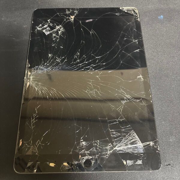 iPad第九世代ジャンク品 ブラック Cellular 64GB 値下げ大歓迎