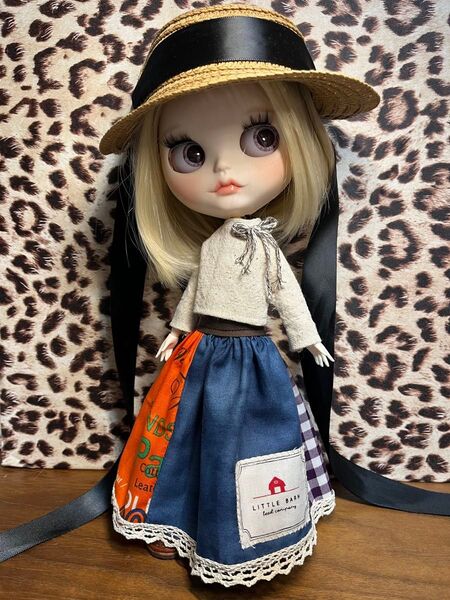 ブライス アイシードール Little Barnデザインスカートとトップス