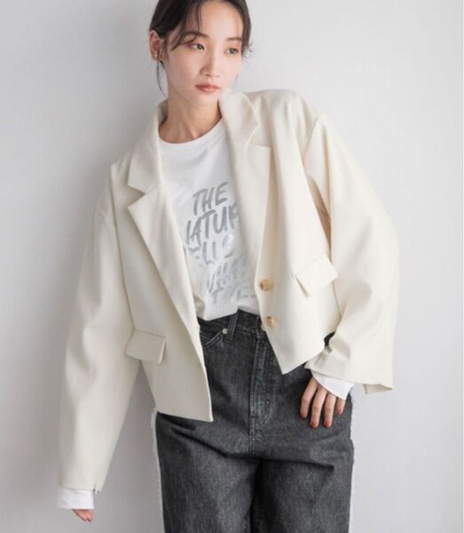 LOWRYSFARM ローリーズファーム ショートジャケット フレアスリーブ 2way ホワイト アイボリー 新品未使用 タグ付き