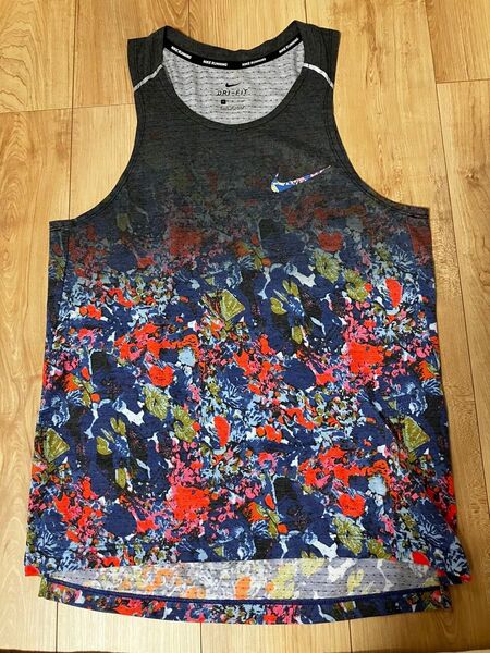 NIKE Dri-FIT ランニングシャツ