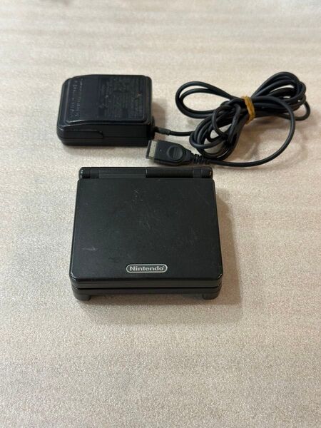 ゲームボーイアドバンス SP ブラック Nintendo 充電器あり